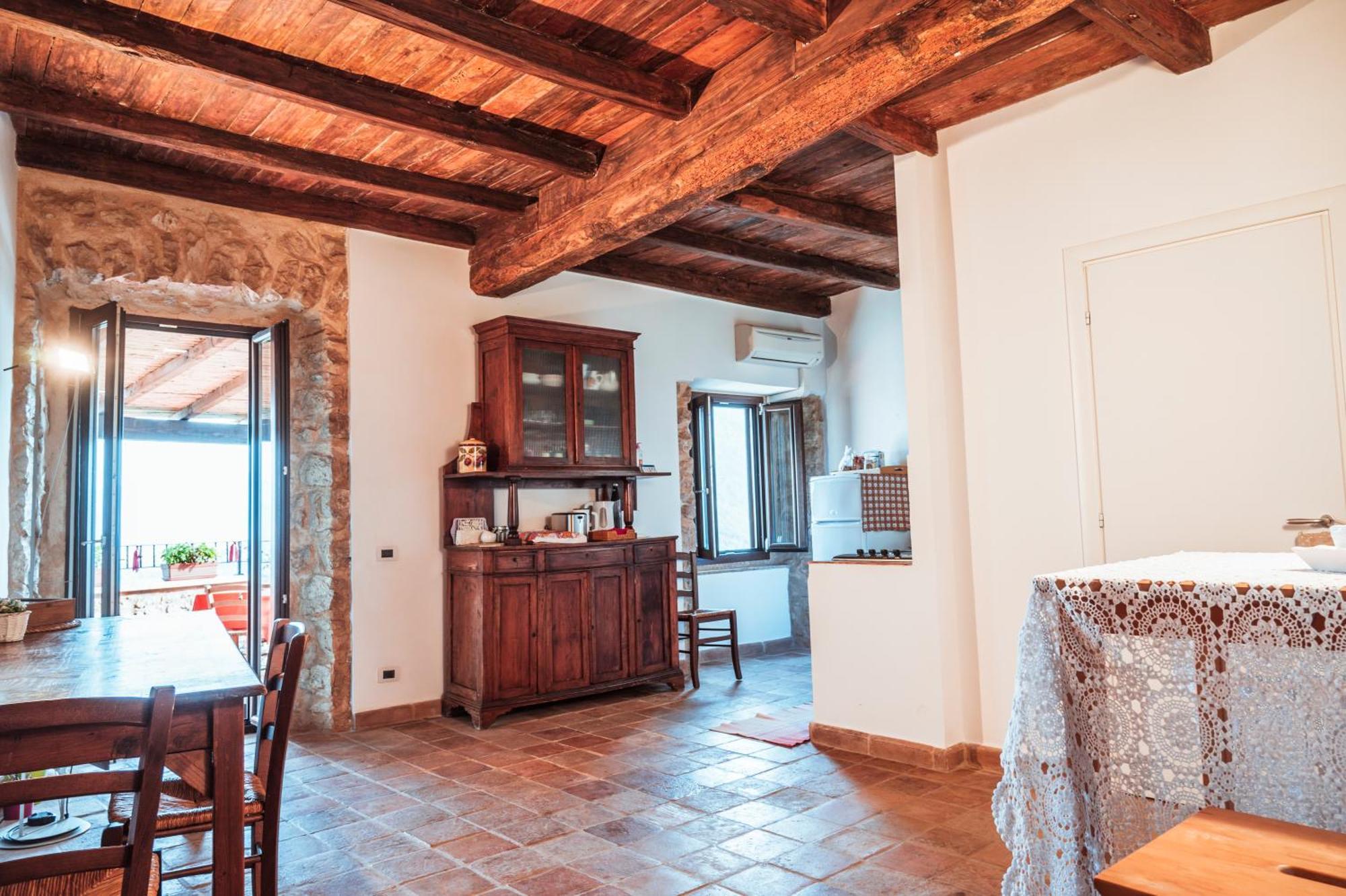 Locanda Persei Prossedi Exterior photo