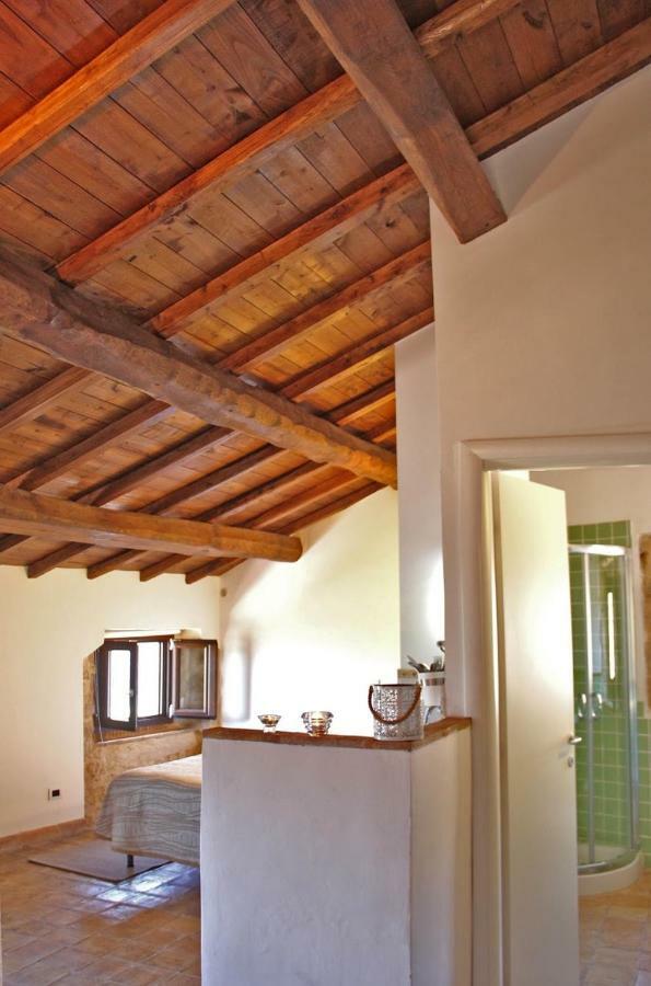 Locanda Persei Prossedi Exterior photo